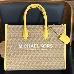Michael Kors Mirella Logo MD Tote
